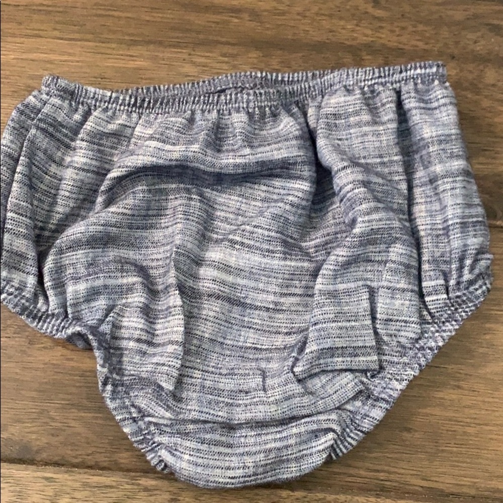 Set - Picture 4 of 4